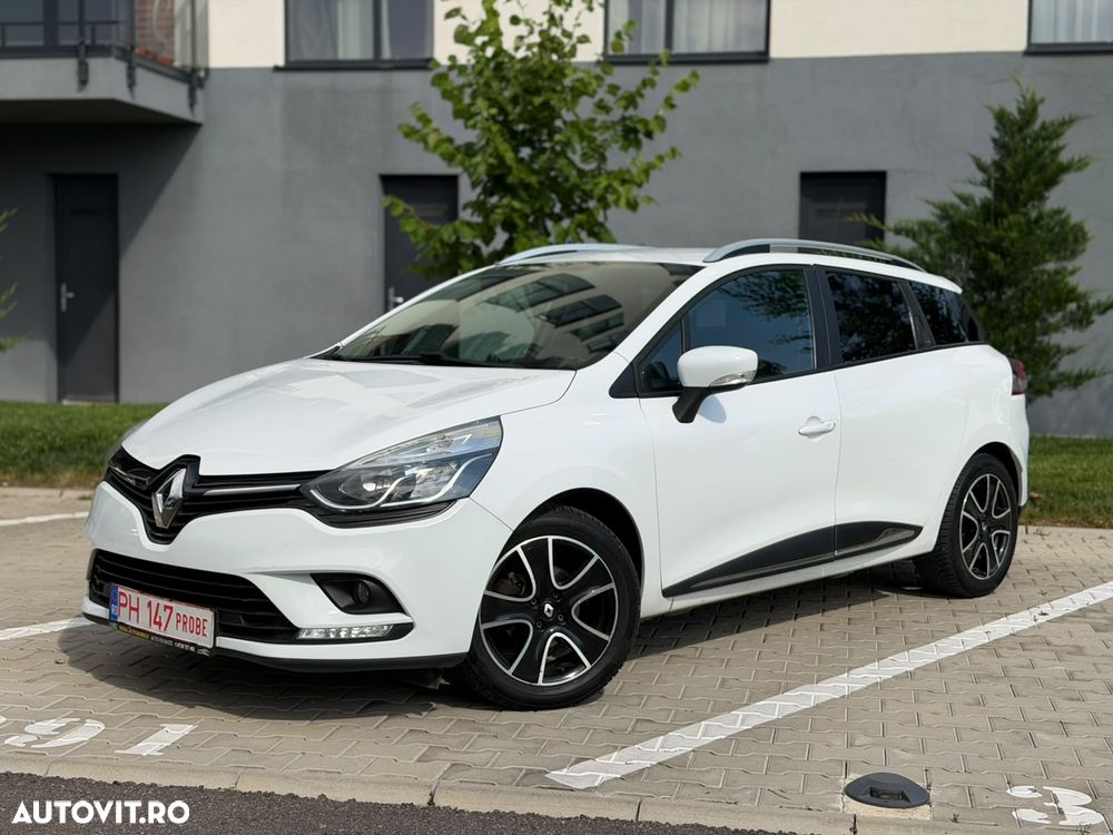 RENAULT Clio 2015