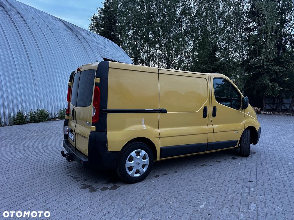 Renault Traffic - 4
