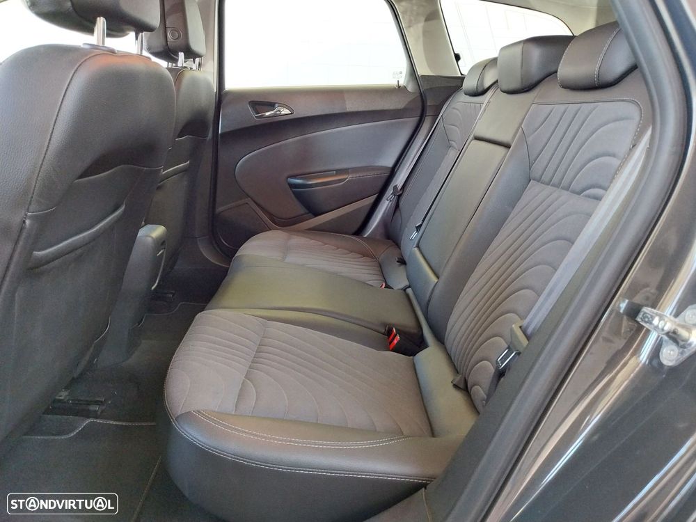 Opel Astra Sports Tourer 1.4 T Cosmo S/S - 9