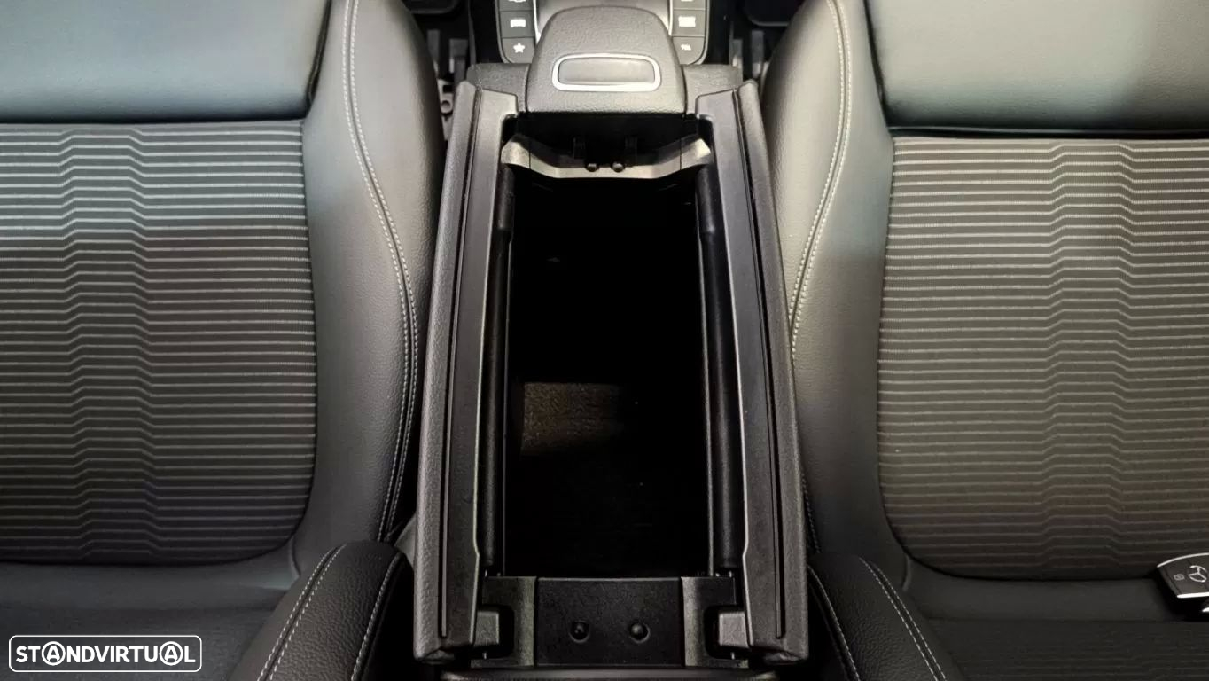 Mercedes-Benz CLA 180 - 39