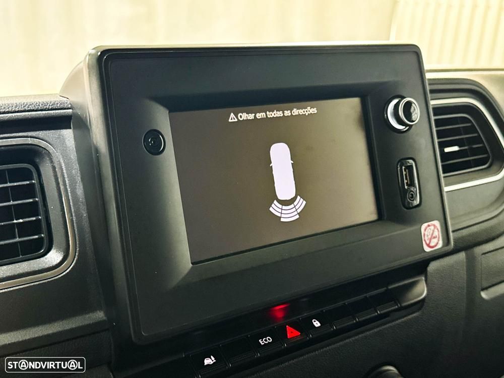 Renault Master L2H2 2.3 DCi 135cv Confort - 41