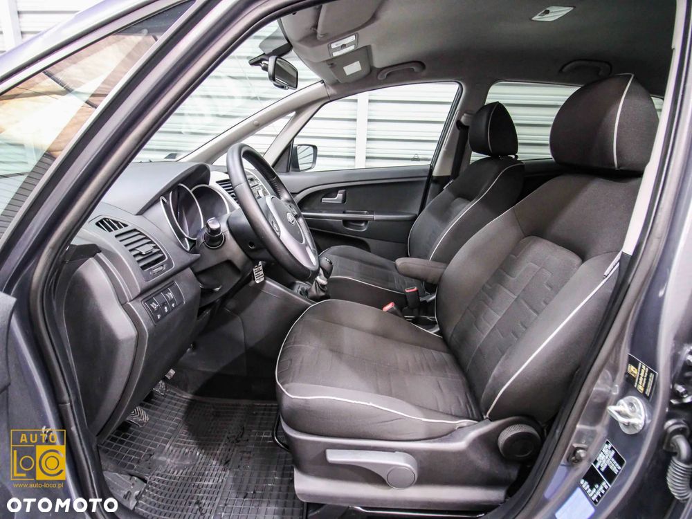 Kia Venga 1.6 M - 12