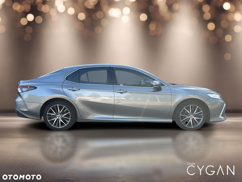 Toyota Camry 2.5 Hybrid Executive CVT - 8