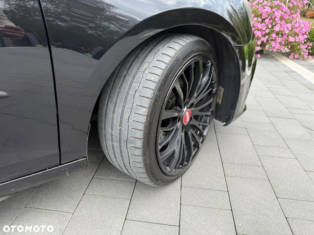 Volkswagen Golf VI 2.0 TSI GTI DSG - 10