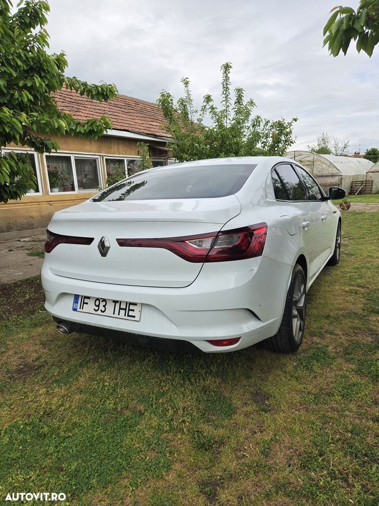 Renault Megane TCe Zen - 7