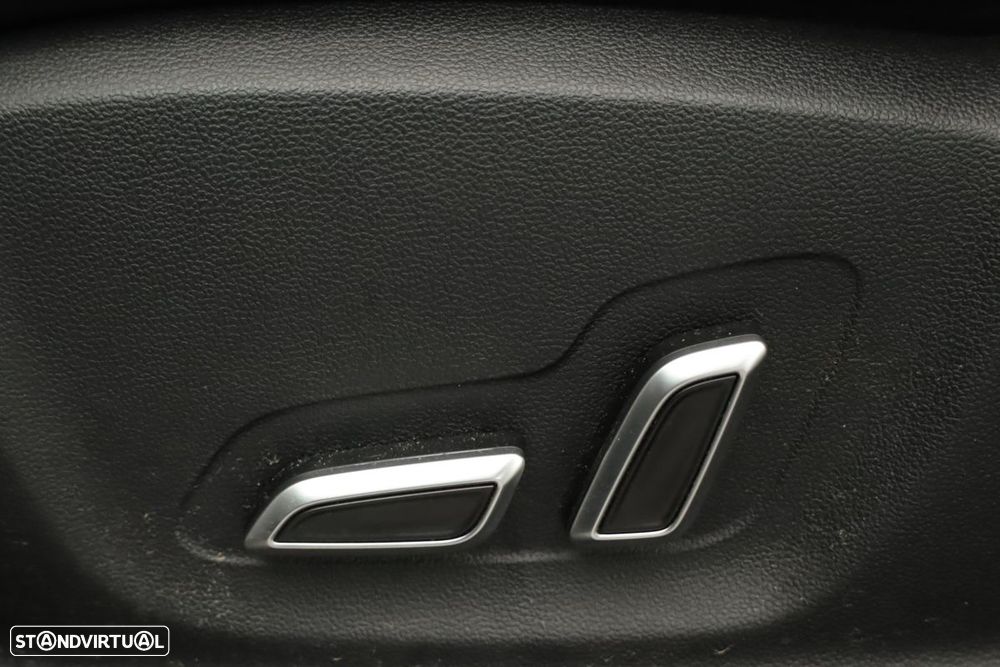 MG EHS 1.5 T-GDI Plug-in Hybrid Luxury - 23