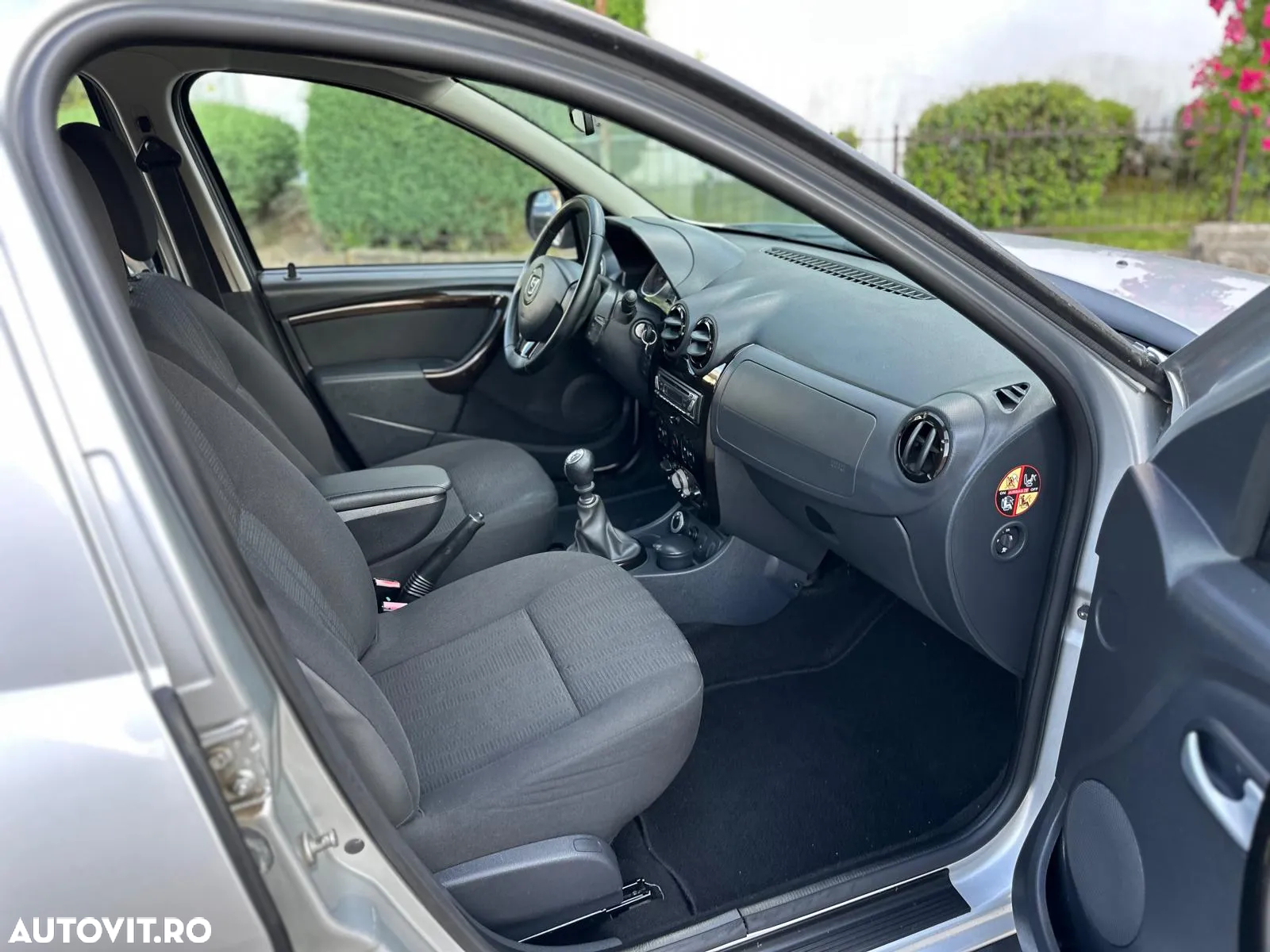 Dacia Duster 1.5 dCi 4x4 Laureate - 13