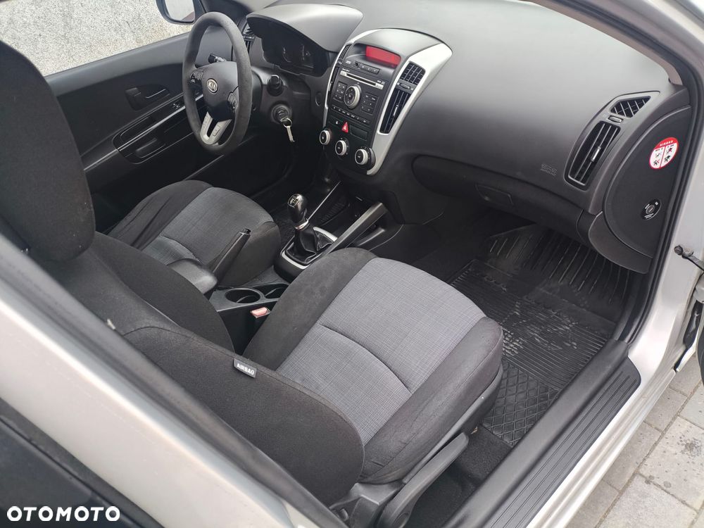 Kia Ceed 1.6 Crdi Comfort - 8