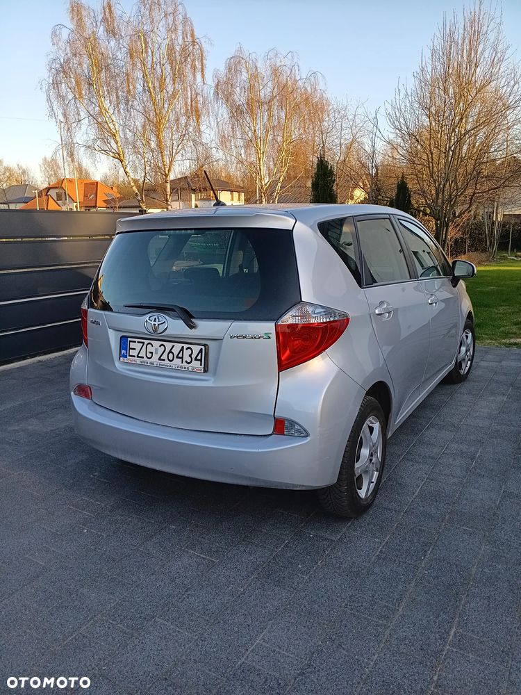 Toyota Verso S 1.4 D-4D Luna - 2