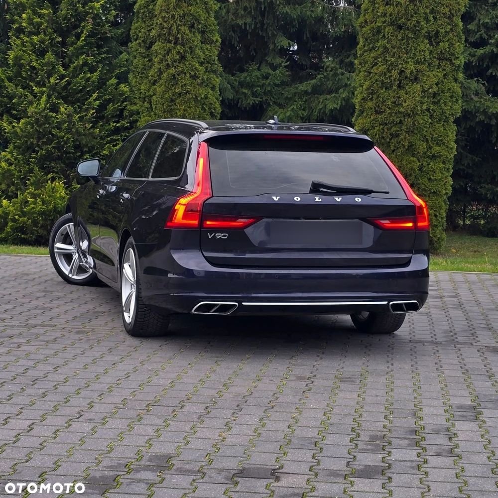 Volvo V90 D3 Momentum Pro - 10