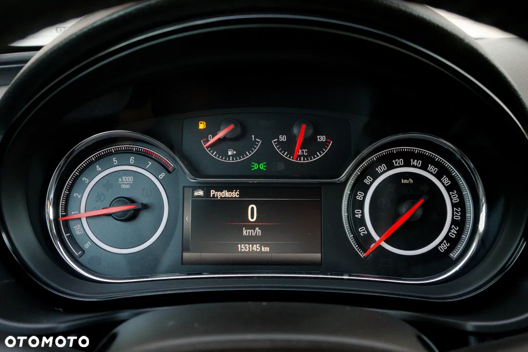 Opel Insignia 1.6 T Cosmo S&S - 19