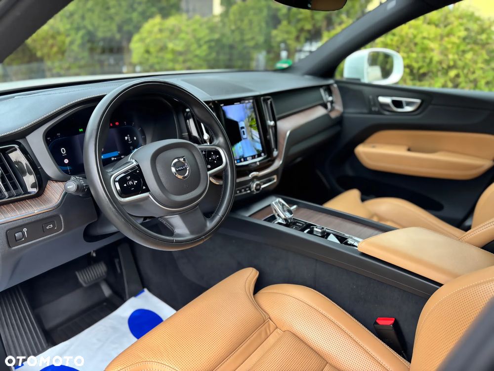 Volvo XC 60 B4 D AWD Geartronic Inscription - 31