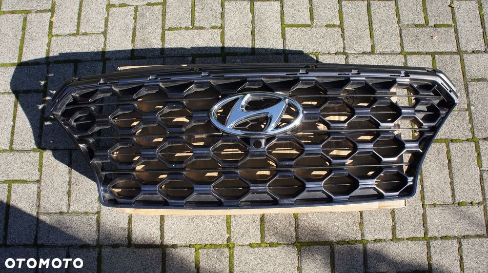 ATRAPA PRZEDNIA GRILL HYUNDAI SANTA FE IV - 1