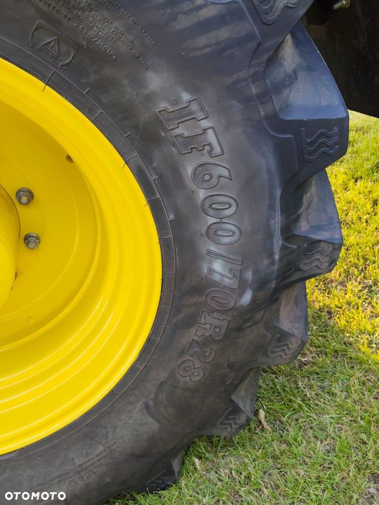 John Deere 6195R - 13