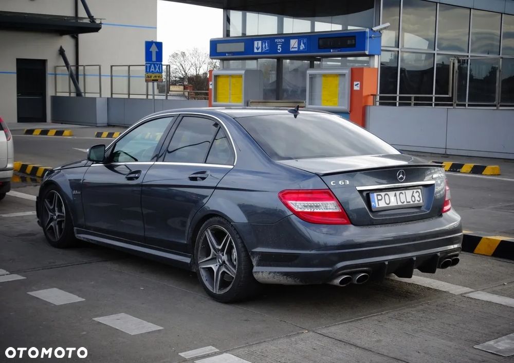 MERCEDES W204 SPOILER AMG LOTKA NA KLAPĘ PODKŁAD!!