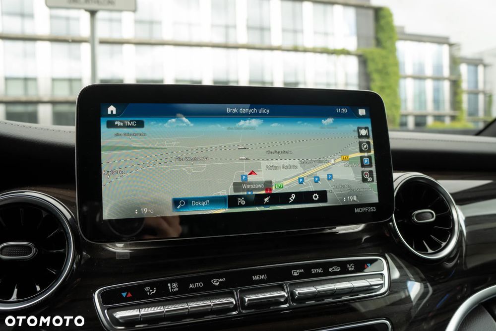 Mercedes-Benz Klasa V 300 d lang 4Matic 9G-TRONIC - 31