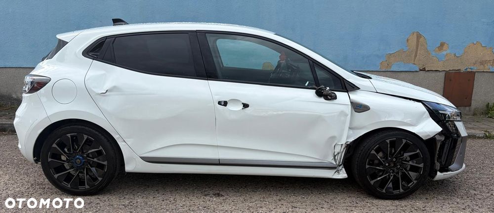 Renault Clio - 8
