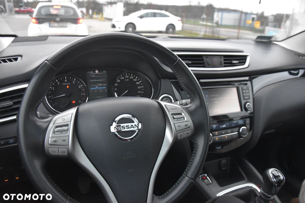 Nissan Qashqai 1.6 DIG-T N-Connecta - 9