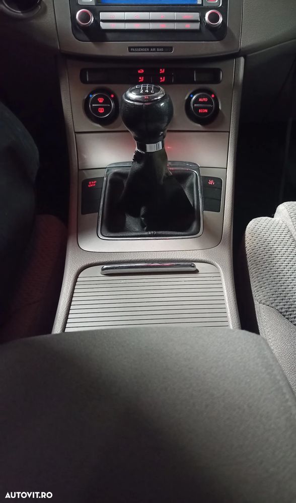 Volkswagen Passat - 5