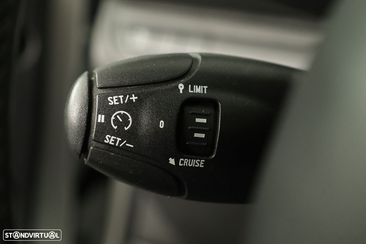 Peugeot 208 1.6 BlueHDi Style - 16