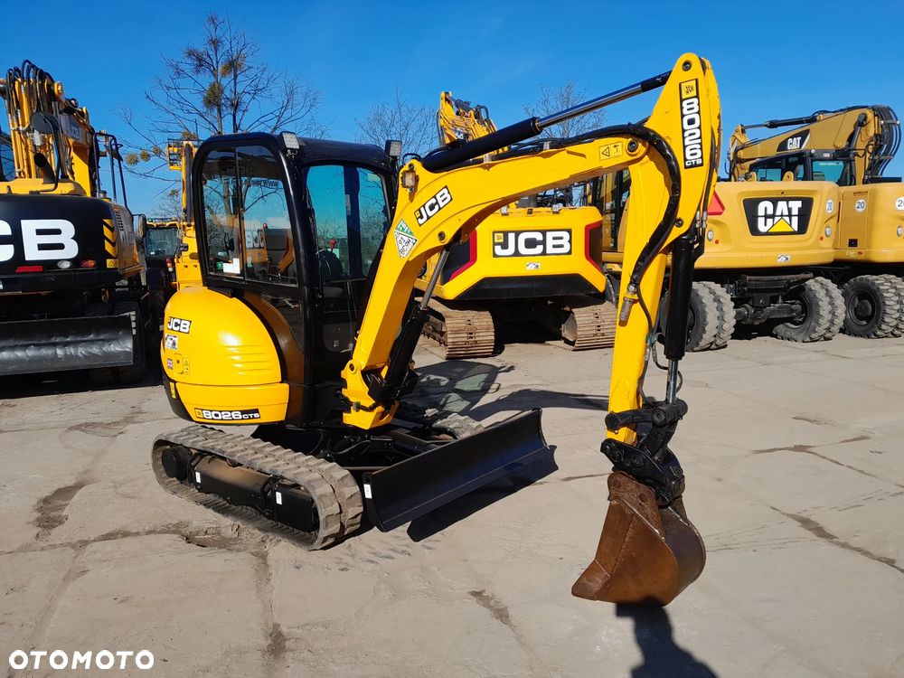 JCB 8026 - 3