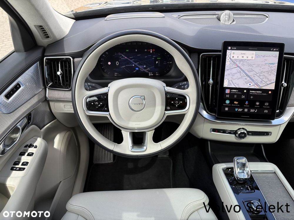 Volvo XC 90 - 26