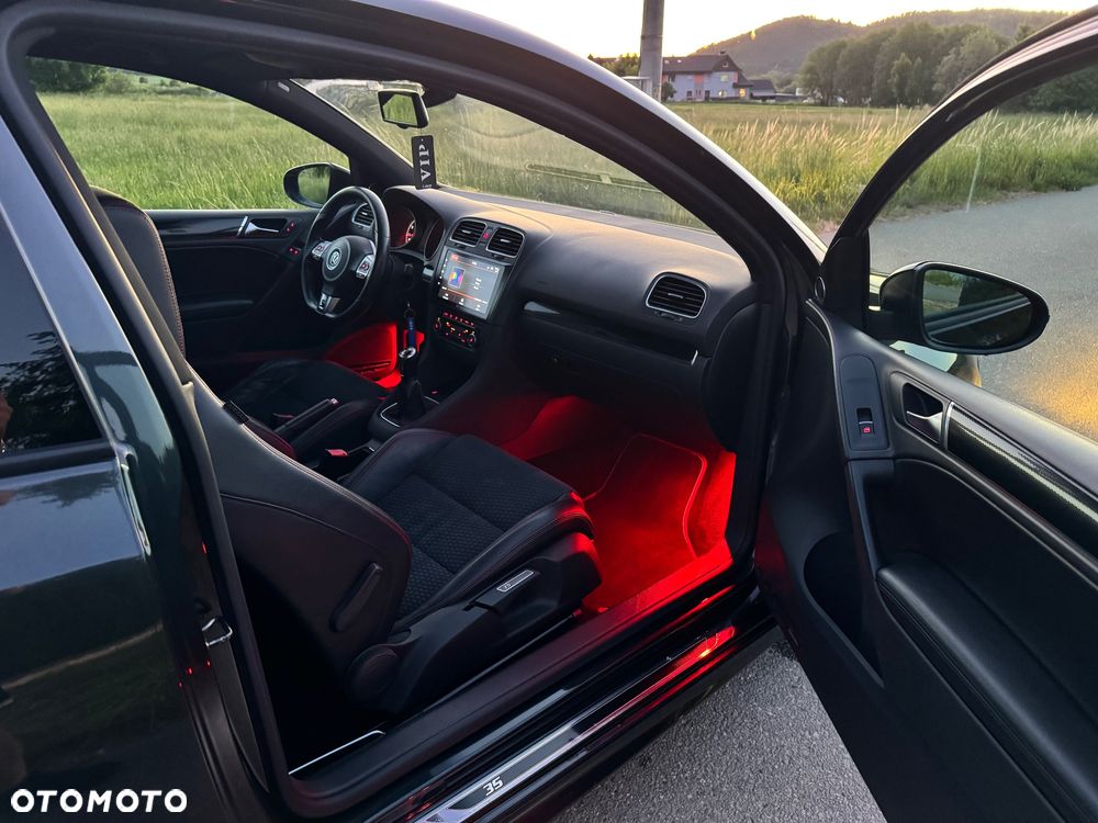 Volkswagen Golf 2.0 TSI GTI 35 - 19