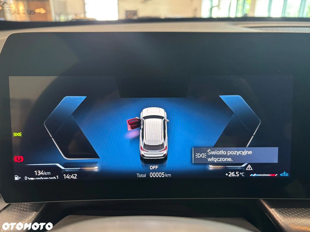 BMW X1 sDrive20i mHEV - 13