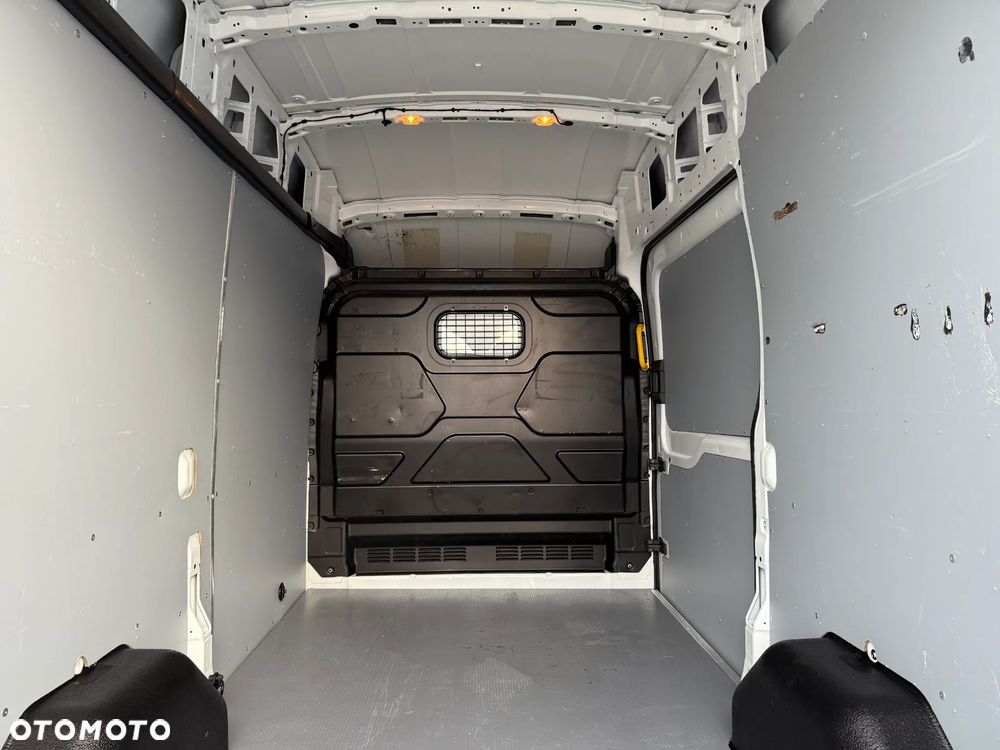Ford Transit 2,2 L2H3 - 14