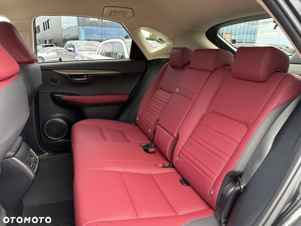 Lexus NX 300h F Impression AWD - 14