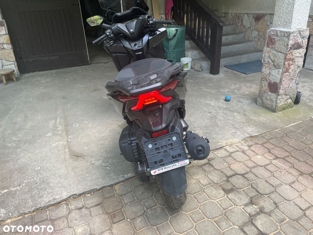 Honda NSS - 11