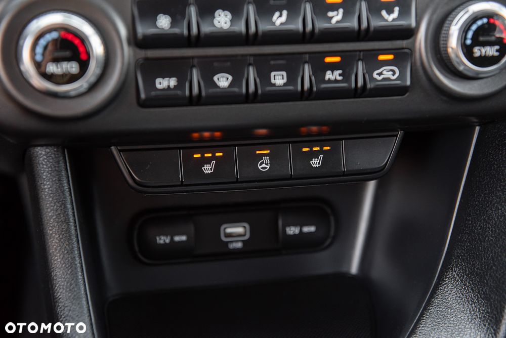 Kia Sportage 1.6 T-GDI AWD Platinum - 23