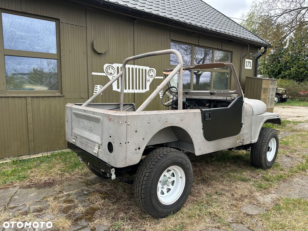 Jeep CJ - 16