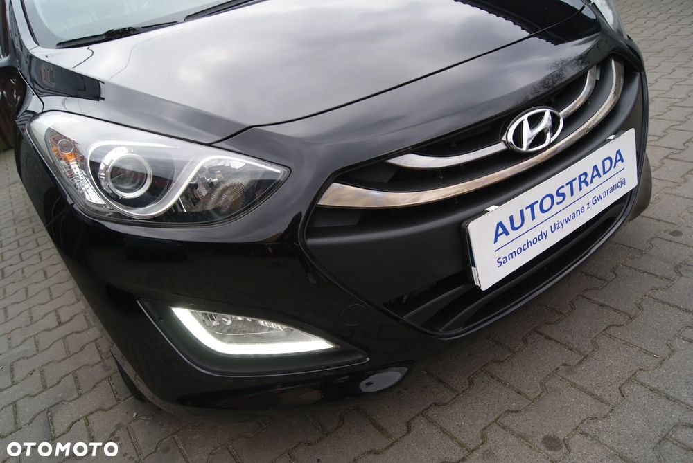 Hyundai i30 1.6 Fifa World Cup Edition - 9