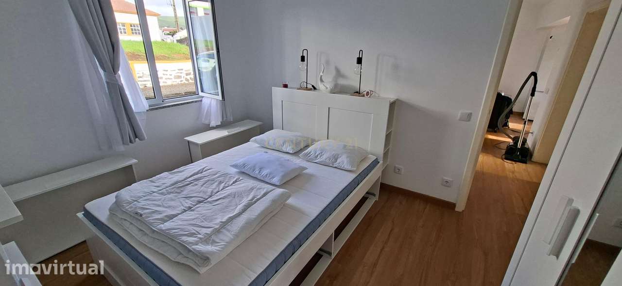Moradia T2 para arrendamento na Vila de São Sebastião - Grande imagem: 3/8