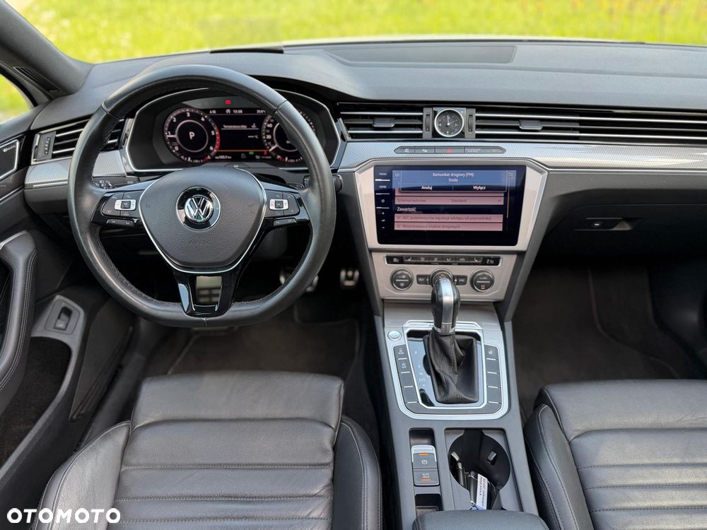 Volkswagen Passat Alltrack 2.0 TDI SCR 4Motion DSG - 24