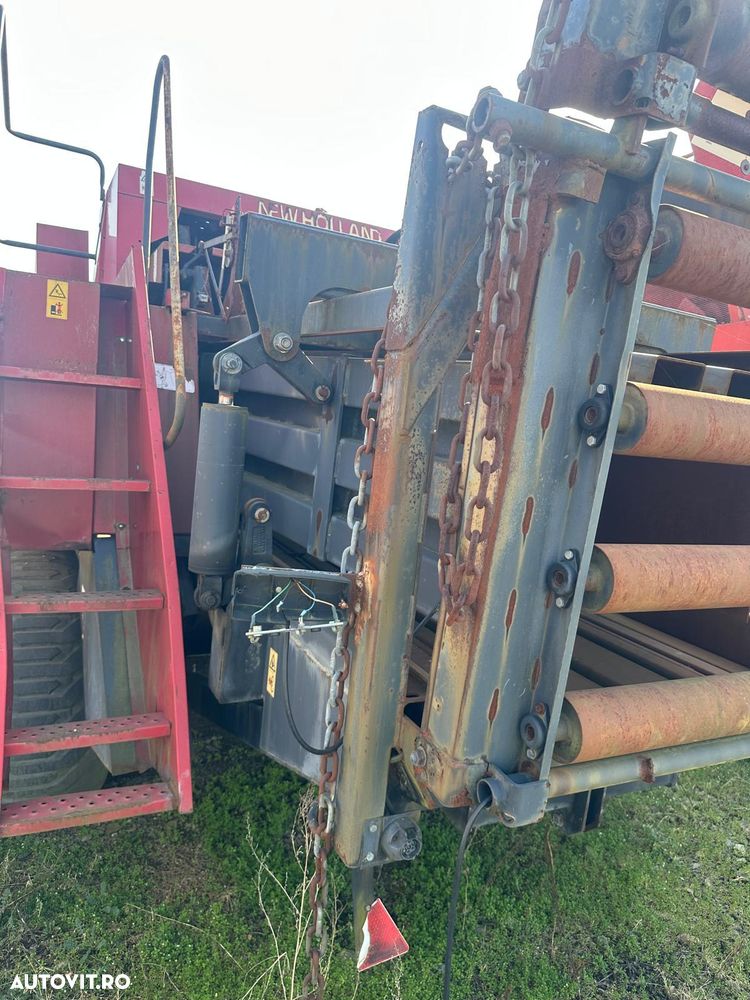 New Holland D 1210 - 11