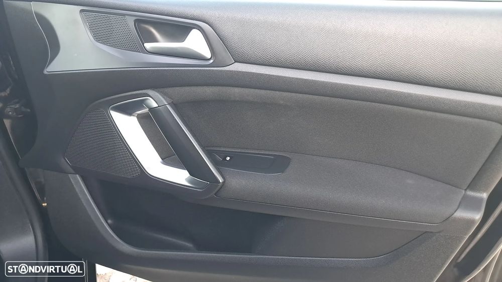 Peugeot 308 1.6 BlueHDi Allure - 27