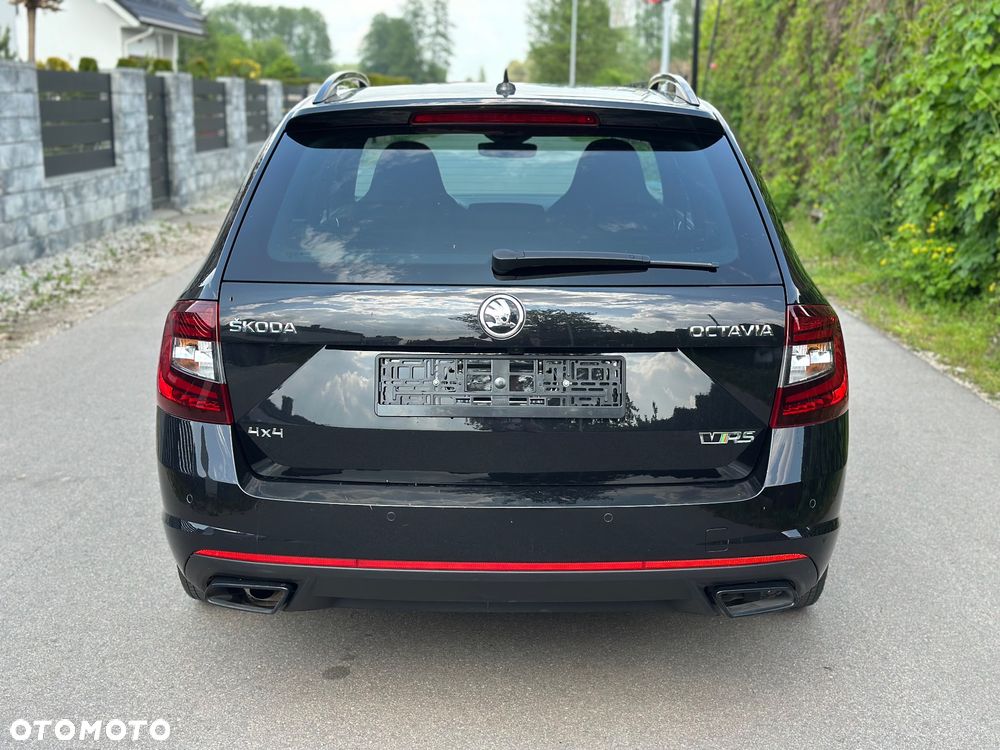 Skoda Octavia 2.0 TDI DSG 4x4 RS - 12