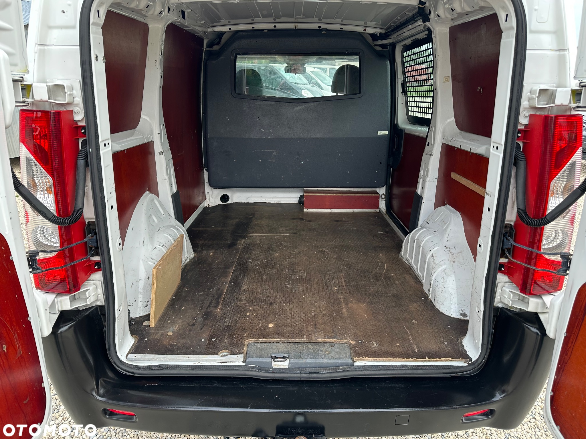 Citroën Jumpy - 12