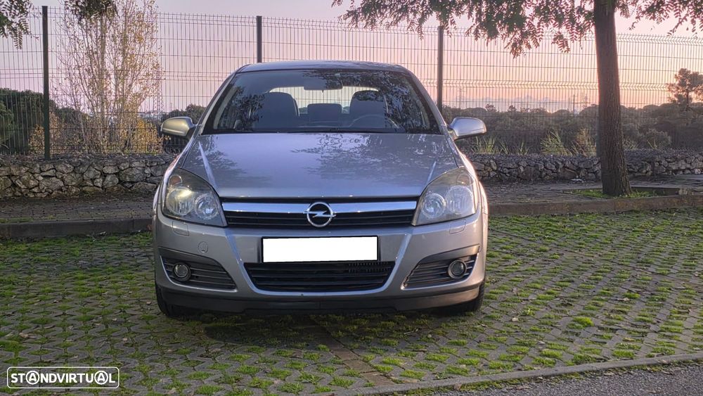 Opel Astra 1.3 CDTI Enjoy EcoFLEX - 2