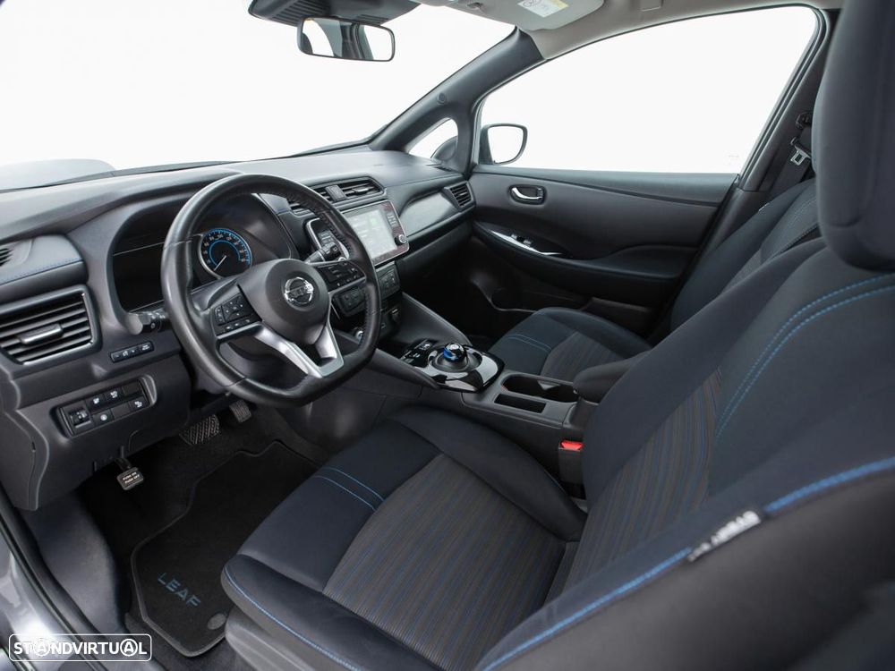 Nissan Leaf - 7