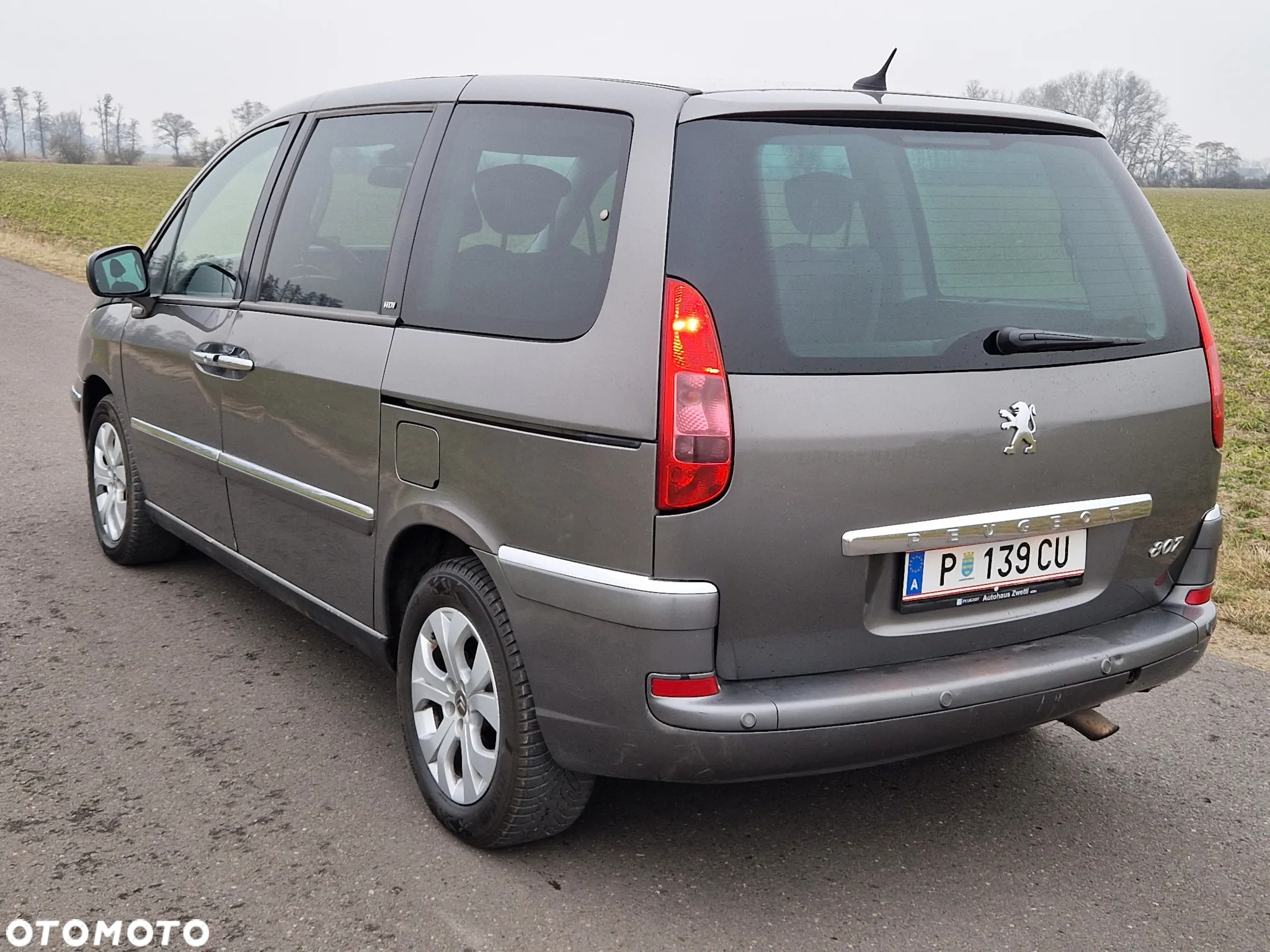 Peugeot 807 HDi 135 Family - 7