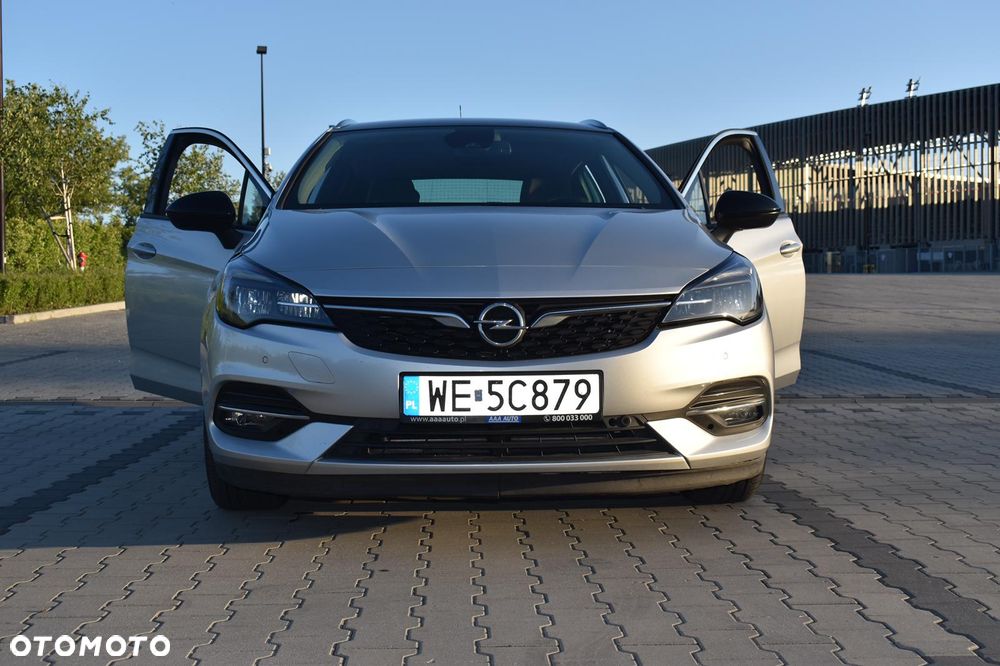 Opel Astra 1.2 T Business Elegance S&S - 4