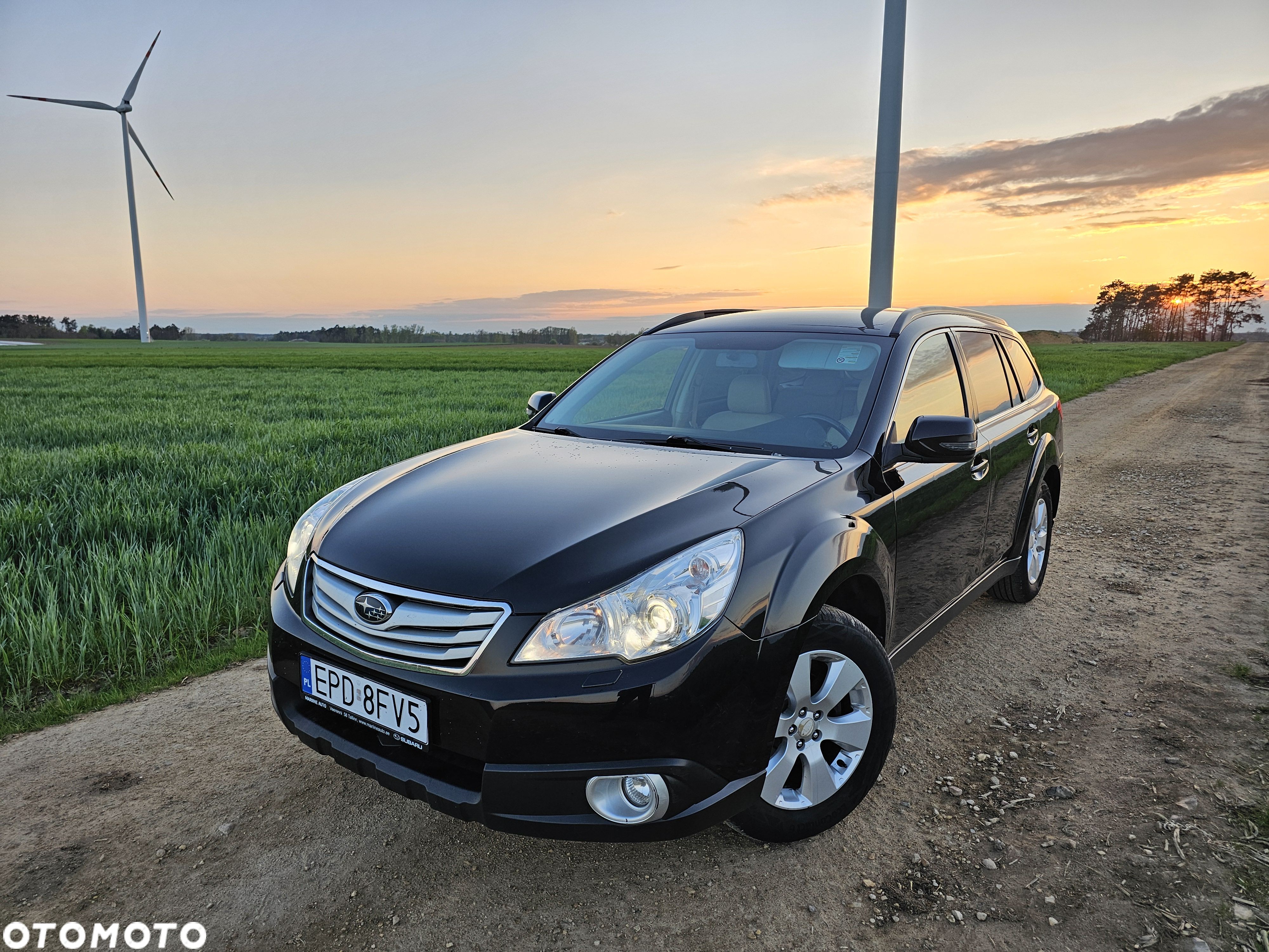 Subaru Outback - 1