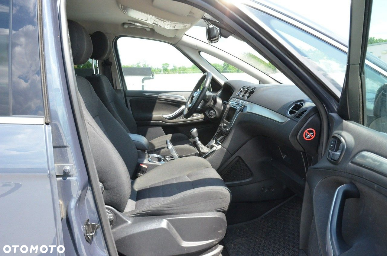 Ford S-Max - 26