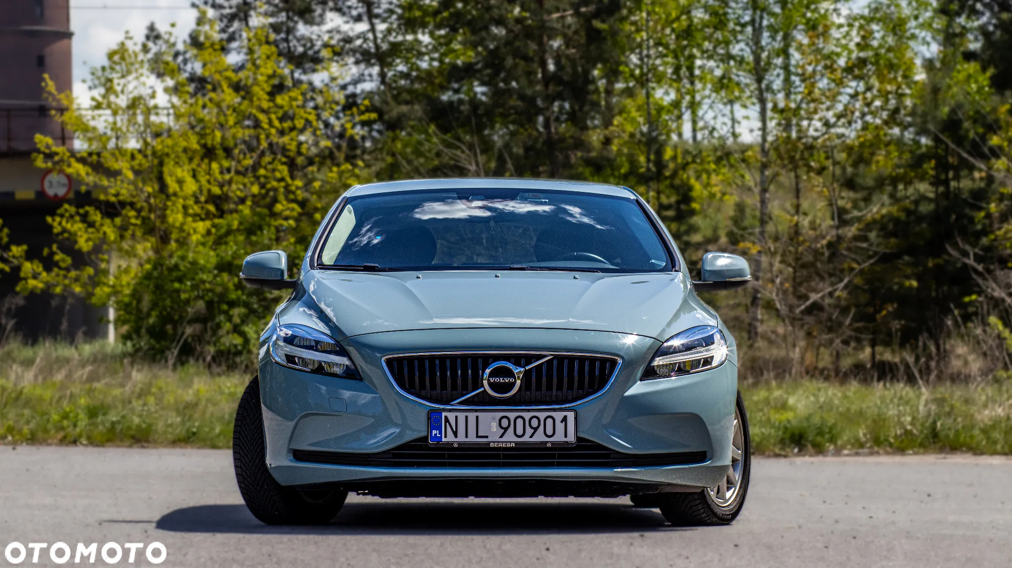 Volvo V40 D3 Momentum - 4