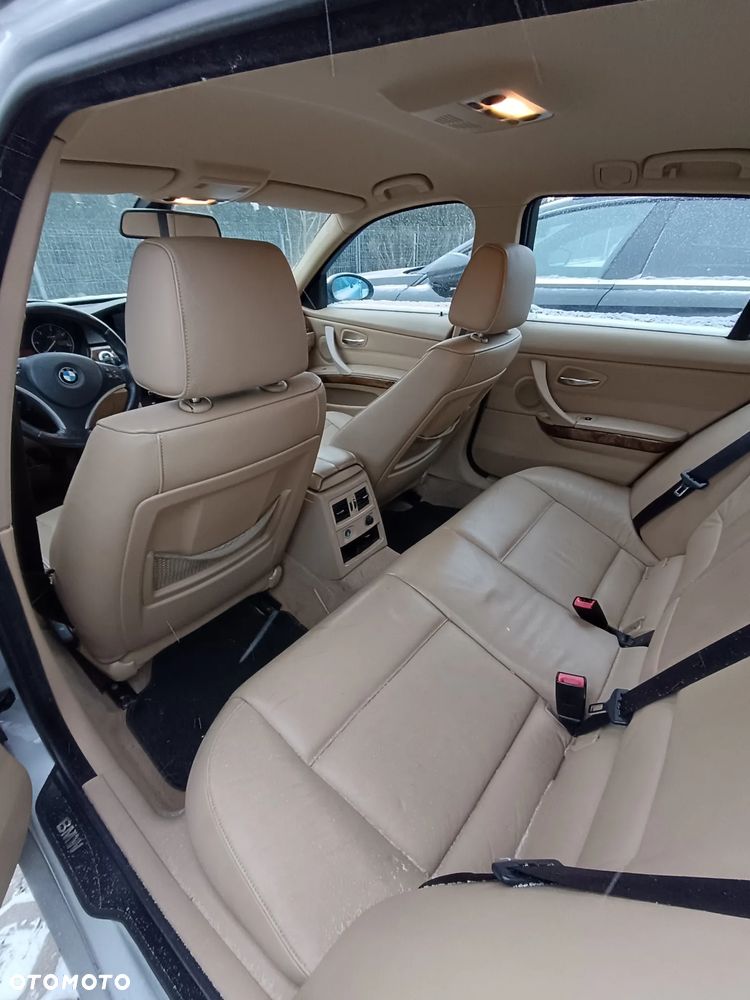 BMW Seria 3 320d DPF - 9