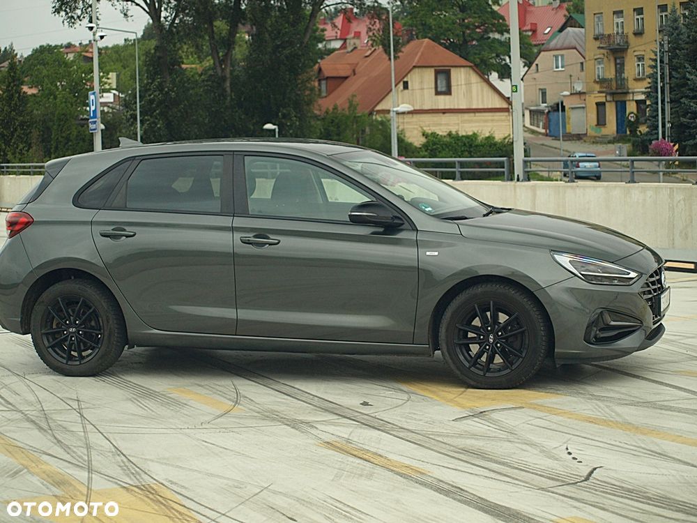 Hyundai i30 1.5 T-GDI 48V-Hybrid EDITION 30+ - 12