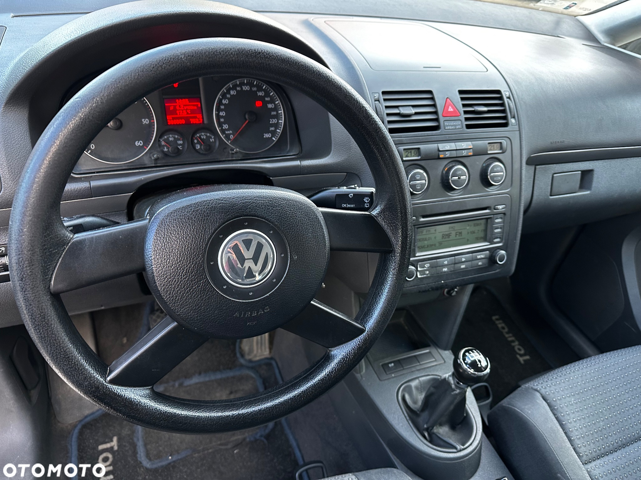 Volkswagen Touran 1.9 TDI - 4